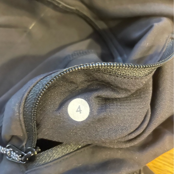 Lululemon Soul Cycle align leggings, NWOT, size 4 - Picture 2 of 3